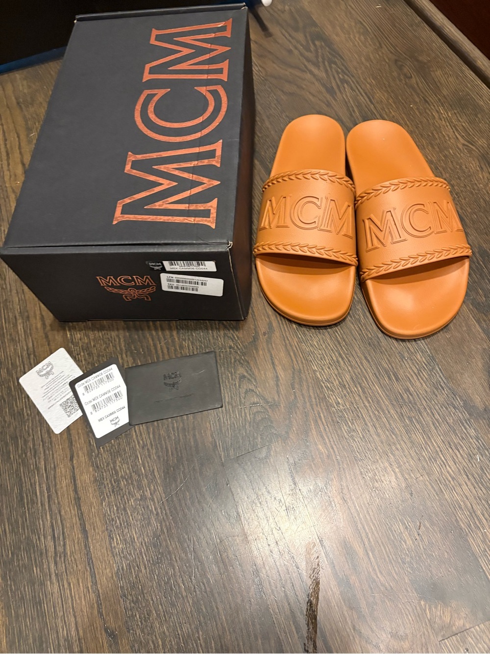 MCM Men's Orange  Debossed Logo Slide Sandals pool rubber size 44 11 Italy as is